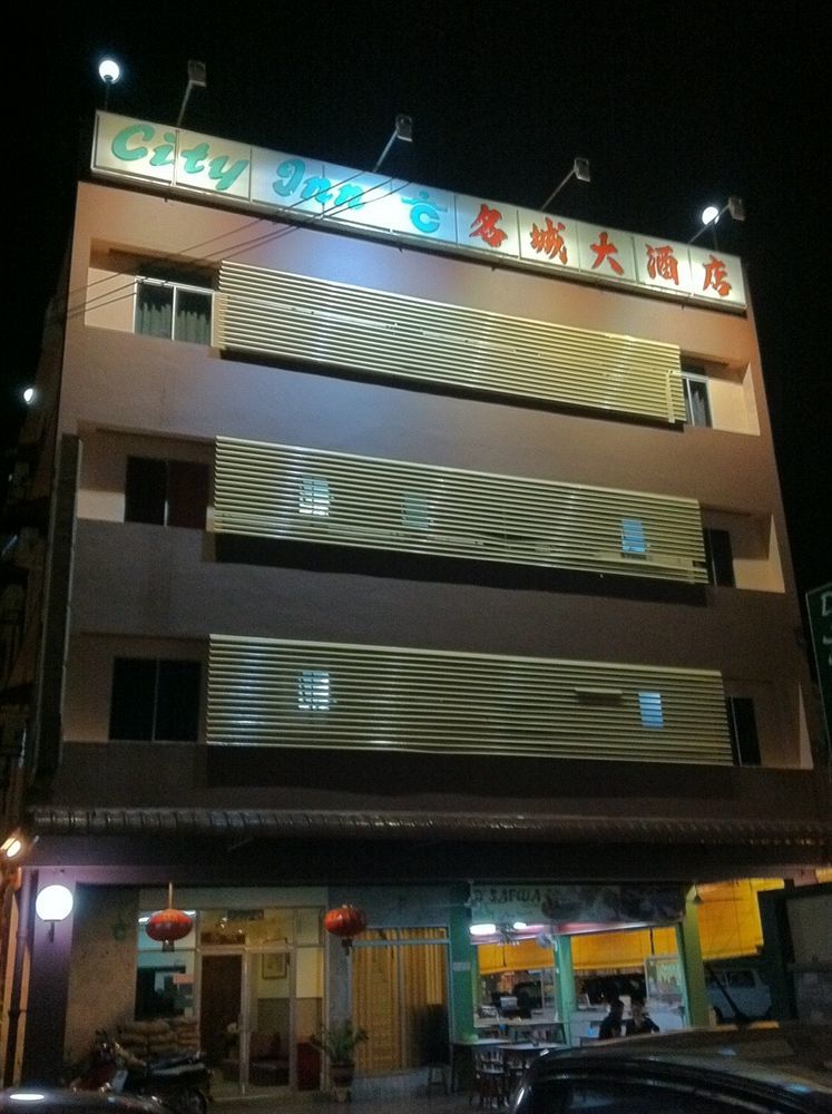 City Inn Kuching Exterior photo