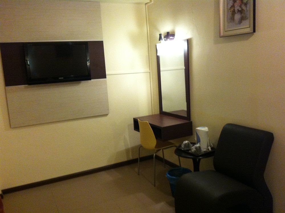 City Inn Kuching Exterior photo